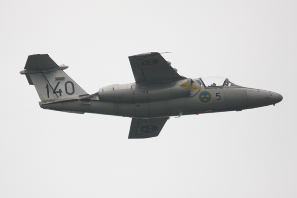 SAAB-105  03